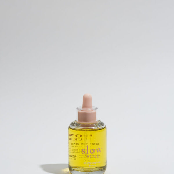 Slowpure brightening tone serum is a scientifically formulated serum designed to enhance skin brightness and even out complexion. The key ingredients work together to provide multiple skin benefits. The Hippophae Rhamnoides (Sea Buckthorn) water and extract are rich in antioxidants and vitamins that help protect and nourish the skin, while Niacinamide helps improve skin tone and reduce the appearance of dark spots. Panthenol (Pro-Vitamin B5) adds moisturizing properties that help keep skin hydrated and supple.